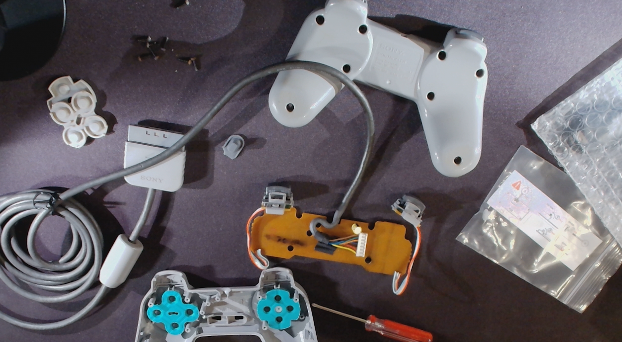 Ich kann nicht wirklich coden, das macht ChatGPT besser als ich aber immerhin reicht es für die Umsetzung meiner Projekte aus